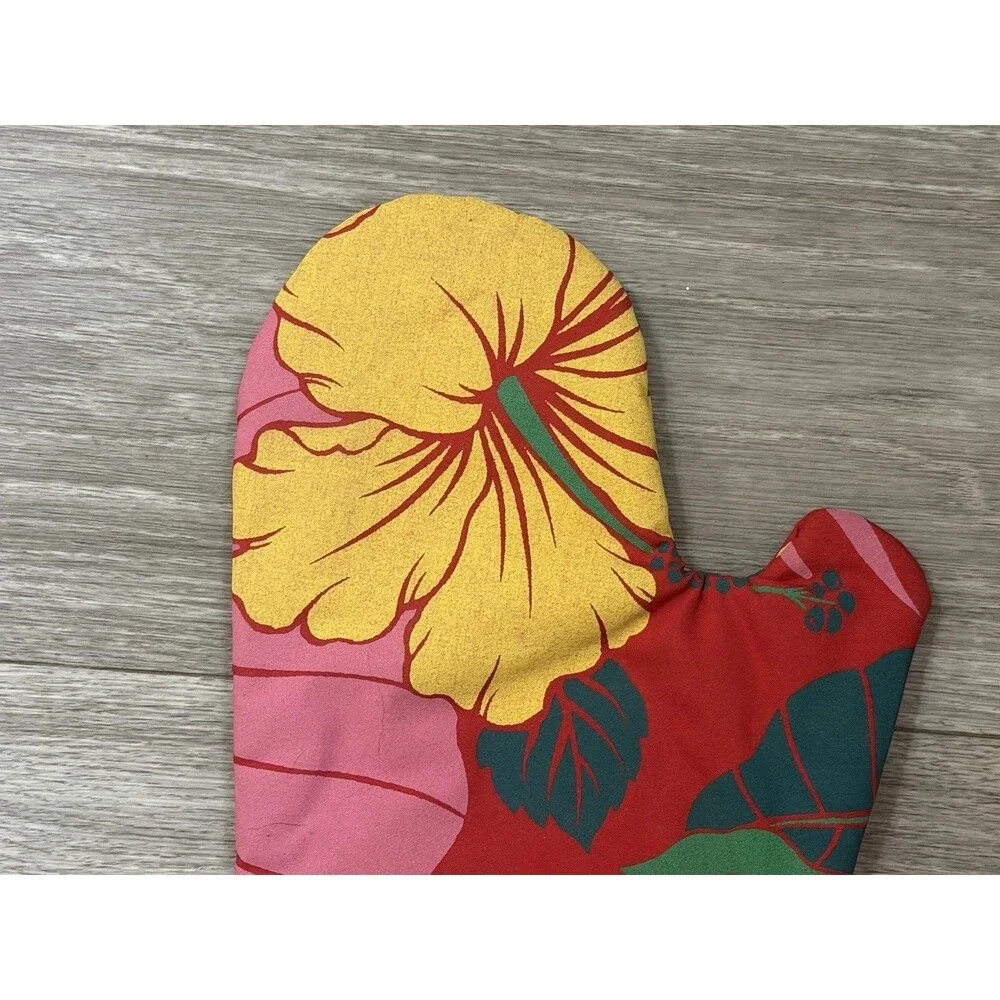 VINTAGE Hawaiian Style Hibiscus Oven Mitt summer BBQ Kitchen Housewarming Gift